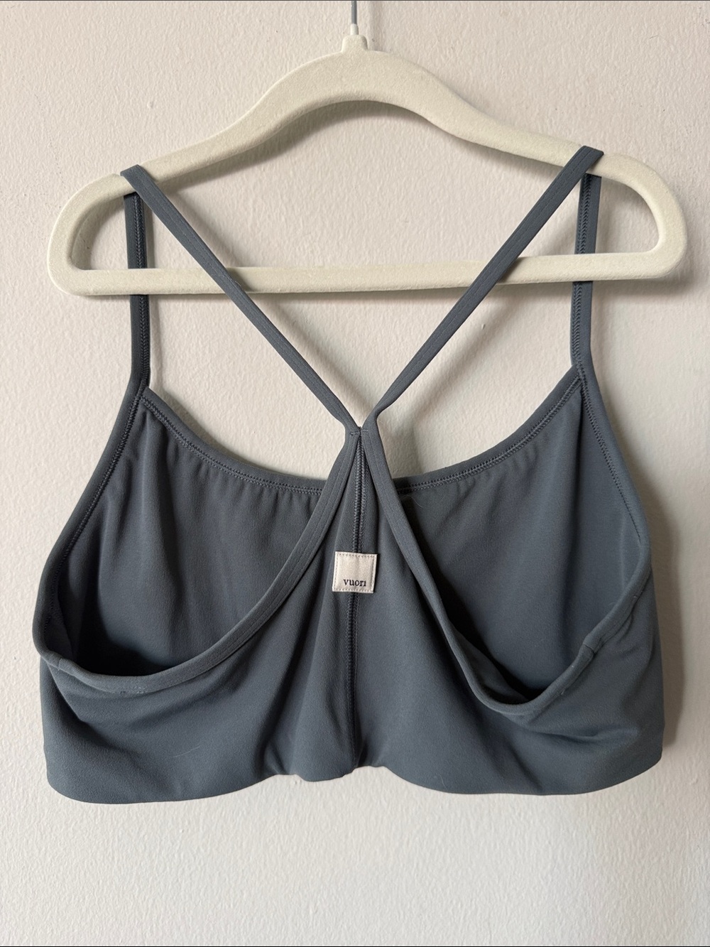 Vuori Charcoal All The Feels Sports Bra - matching set - Picture 2 of 3